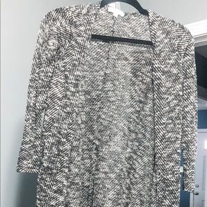 XS Black and White Sarah - Lularoe